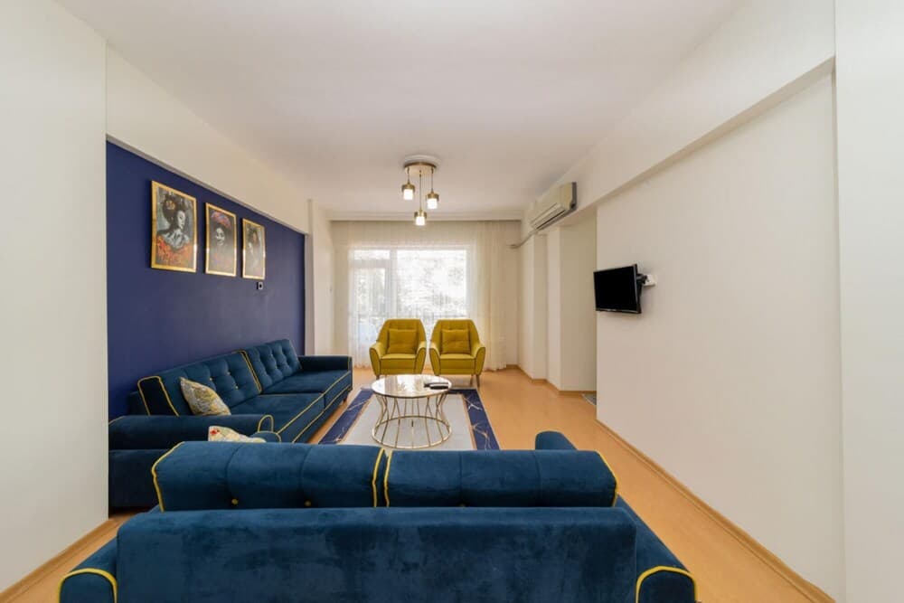 Cozy Apartment Near Mermerli Beach in Muratpasa