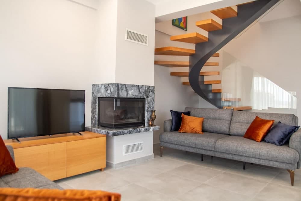 Amazing Villa With Private Pool in Alacati Cesme