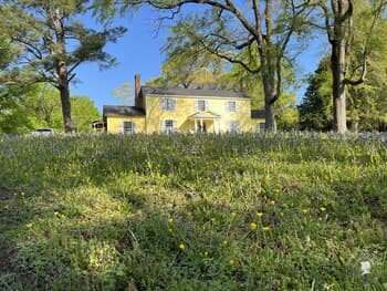 The Sunnyside Sisters Bed and Breakfast