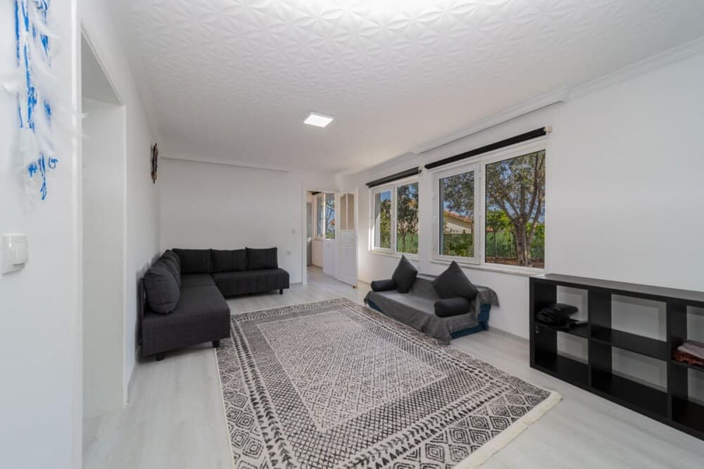 Serene House With Sea View and Garden in Muratpasa