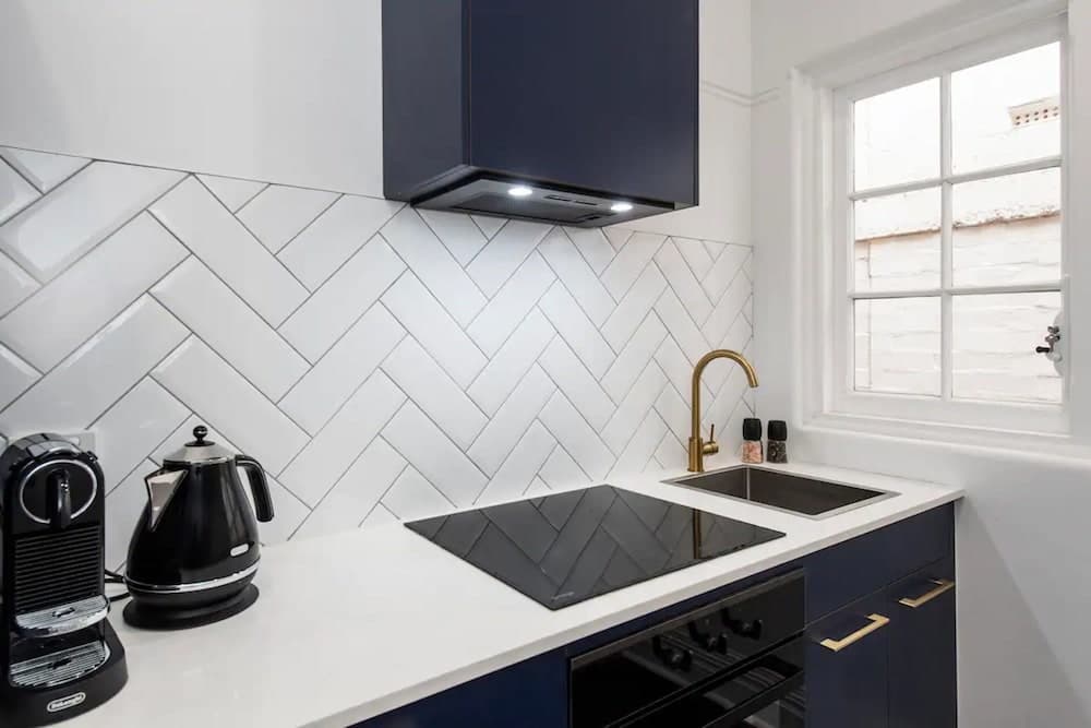 The 1920s - 'the Golden Palm' Suite Apartment