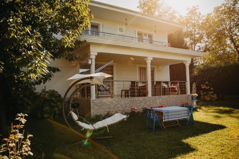 Stylish House Near Sapanca Lake With Private Pool