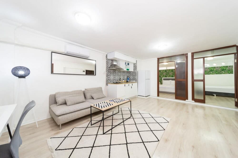 Pleasant House With Private Garden in Kaleici