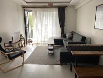 Lovely House With Balcony Near Lake in Sapanca