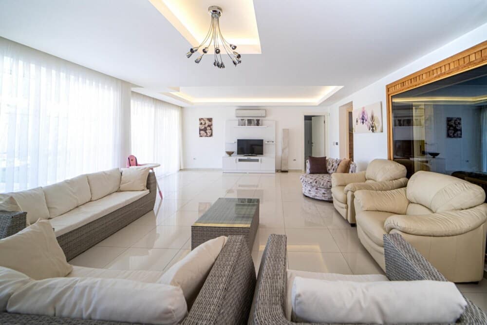 Pleasant House With Private Pool in Fethiye