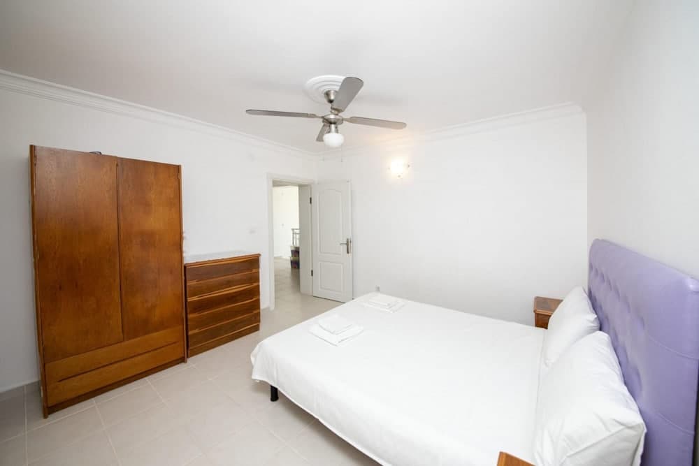 Peaceful Flat With 3 Private Beaches in Bodrum