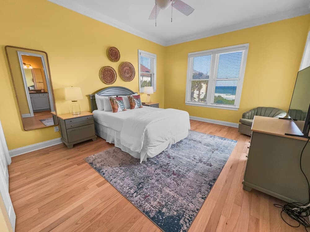 Surfer Dog 4 Bedroom Home by RedAwning