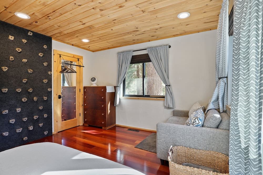 Mountain Pine Memories