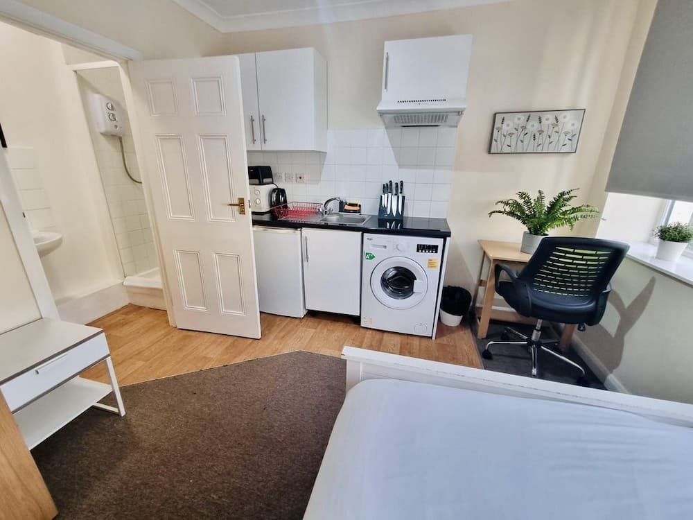 Potteries Suite in Sevenoaks