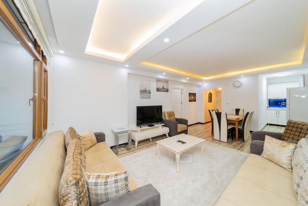 Central Flat Near Markantalya Mall in Muratpasa