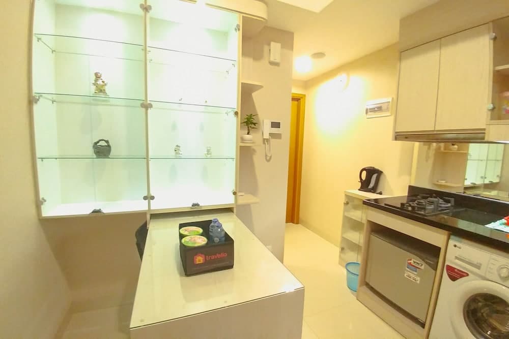 Comfortable 1 Br The Mansion Kemayoran Tower Gloria