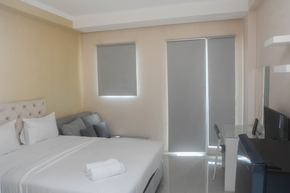 Homey Living Studio At Signature Park Grande Apartment