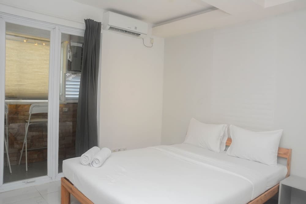 Well Furnished And Comfort Stay Studio At Amethyst Apartment