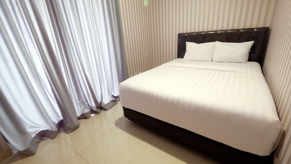 2 Br Apartment The Mansion Kemayoran Tower Emerald