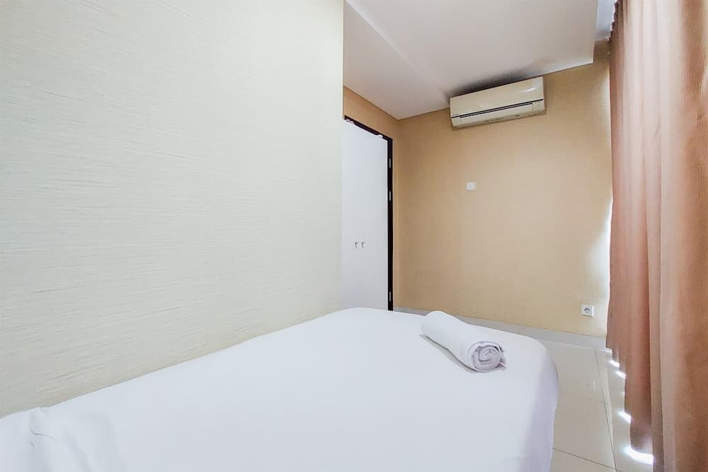 Stunning And Spacious 2Br Brooklyn Alam Sutera Apartment