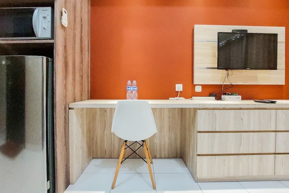 Simple And Homey Studio Apartment At Casa De Parco