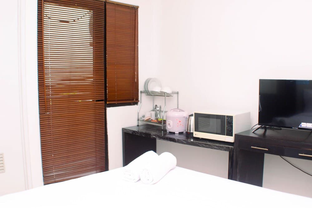Cozy Studio (No Kitchen) At Metropark Condominium Jababeka Apartment