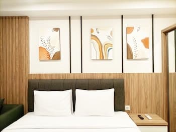 Comfort And Simply Look Studio Room At Mataram City Apartment