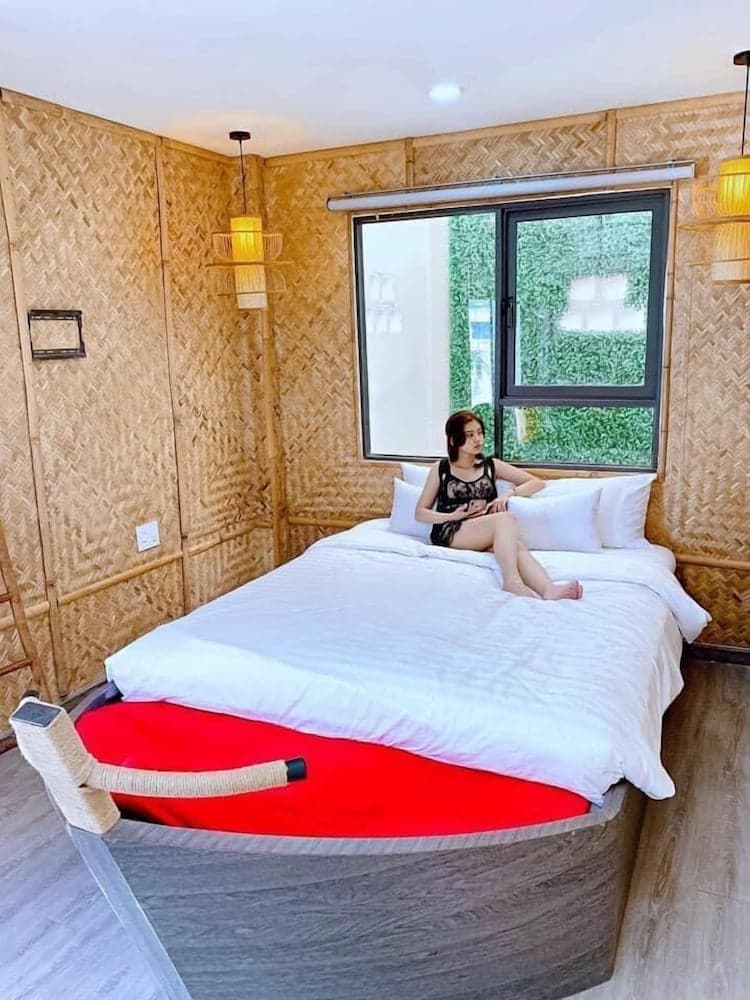 Language Exchange Hotel 3