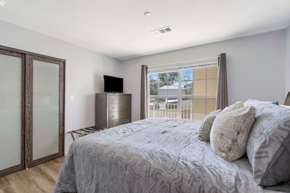 Brookside Retreat w/ Amenities Galore!