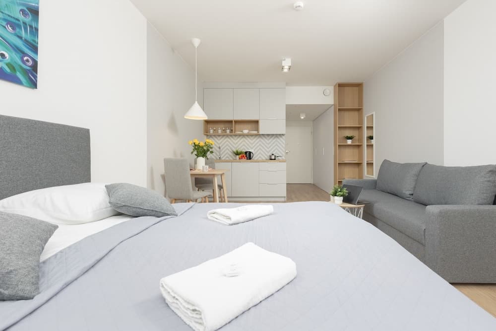 Studio Nocznickiego 4 Guests by Renters