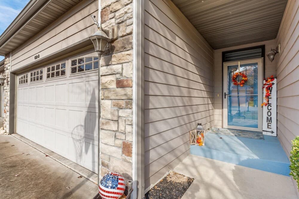 Branson 2 Bedroom Duplex With Large Deck