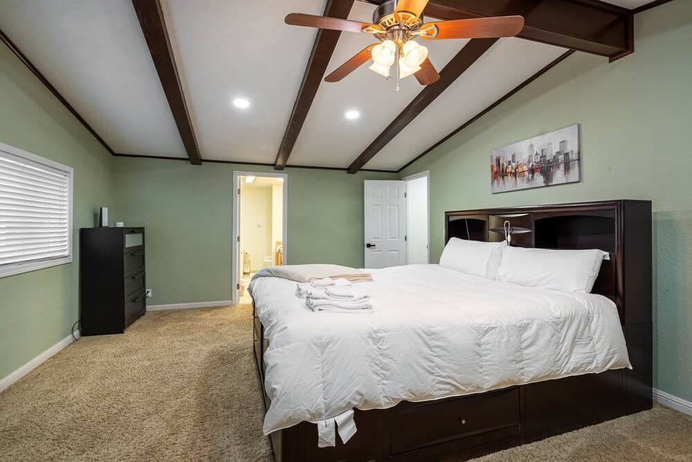 Cloud Rest - 5 Acres of Space to Roam With Central Heat & A/C About 20 Miles From Yosemite by Redawning