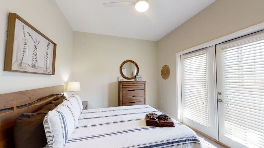 Above The Cove 3 Bedroom Home by RedAwning