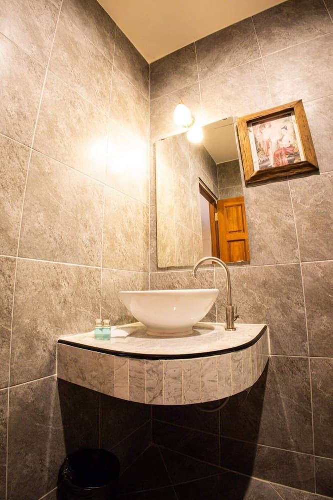 Rico's Patong Residence