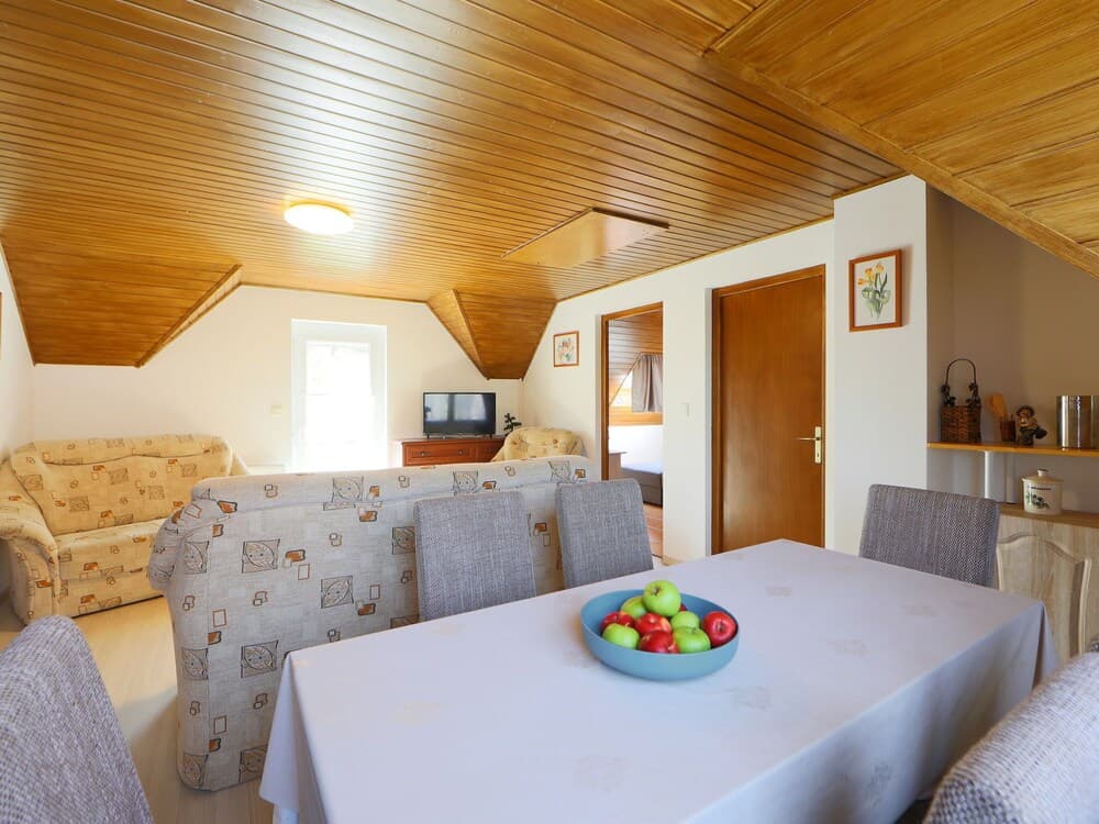 Moni 2 Balatonszemes