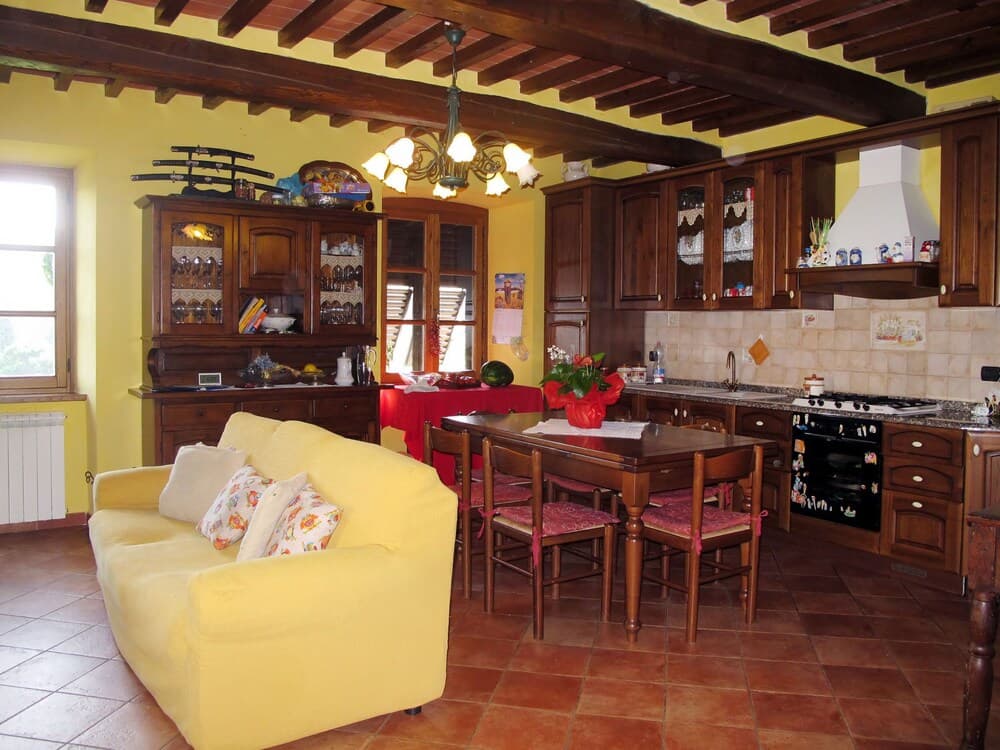 Sara Gello in Gello With 3 Bedrooms and 3 Bathrooms