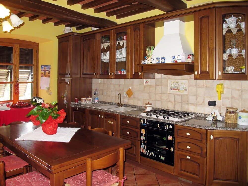 Sara Gello in Gello With 3 Bedrooms and 3 Bathrooms