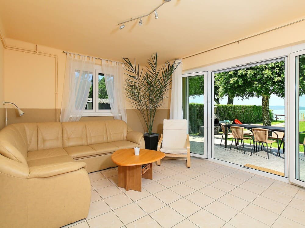 Hanna Balatonlelle in Balatonlelle