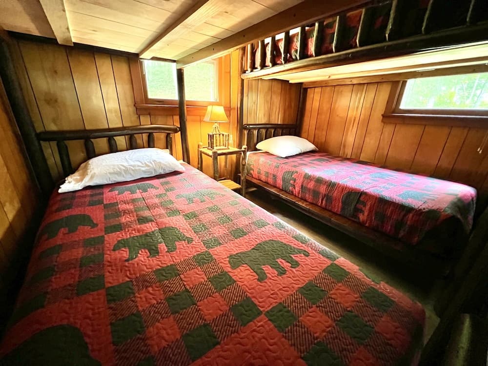 Adirondack Lake Cabins