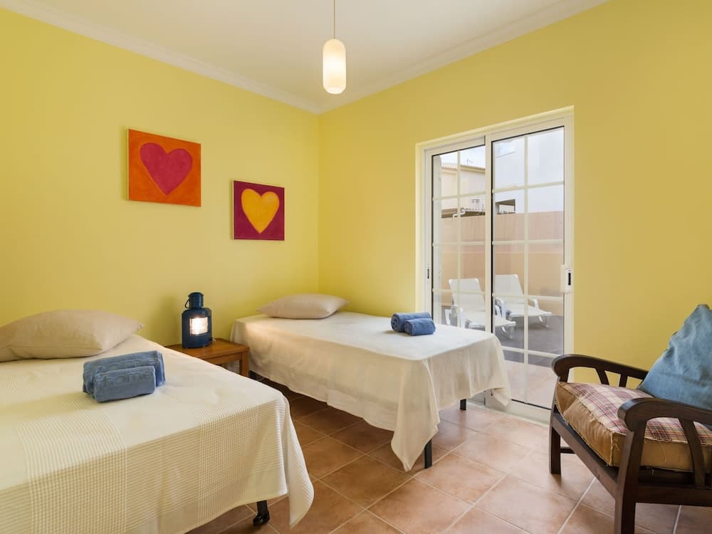 Sunny Home P ra in P ra