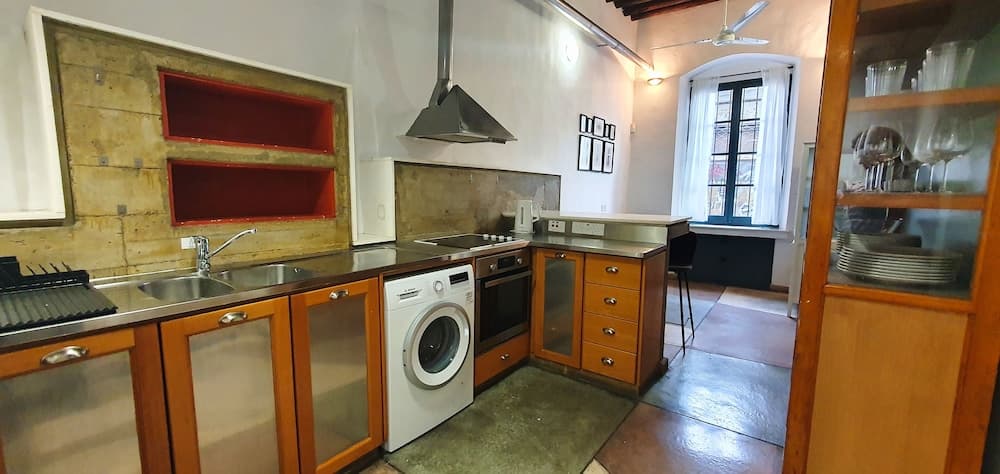 Phaedrus Living Cozy House Aischylou