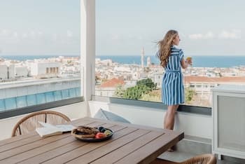 City Moments Penthouse