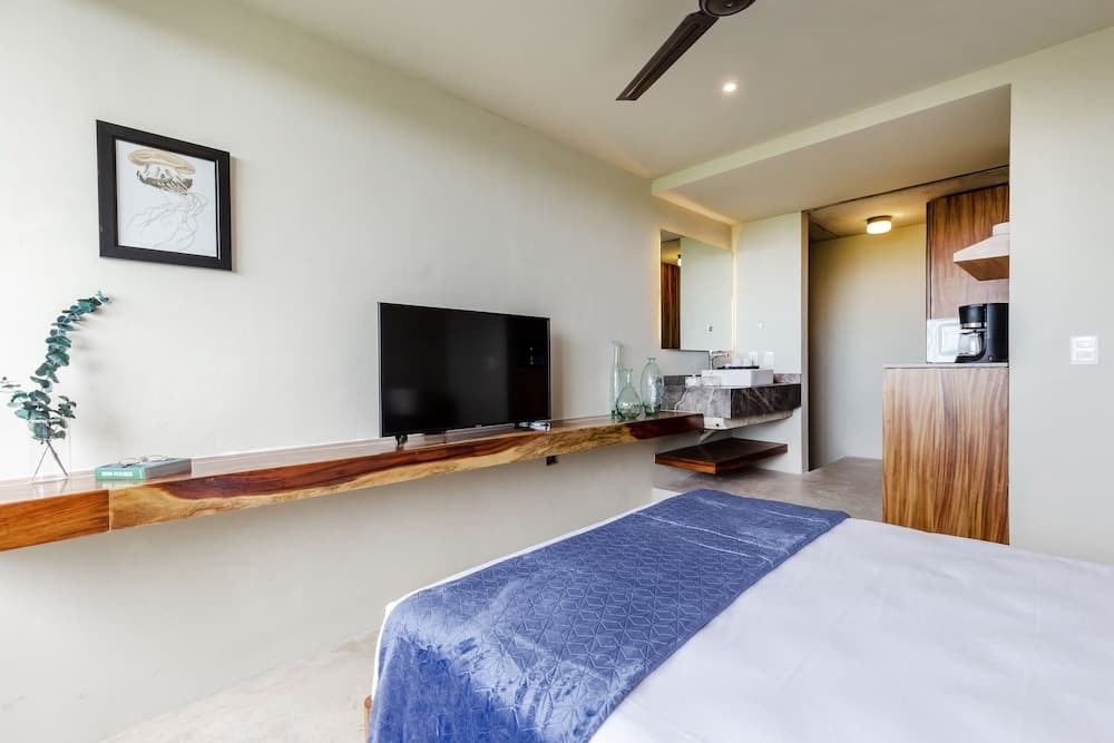 Huachinango by HomiRent