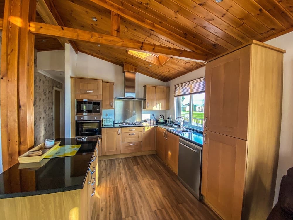 Immaculate 3-bedroom Private Lodge Near York