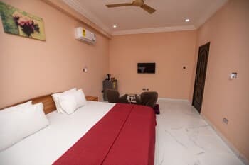 Executive Large Room With Ensuite