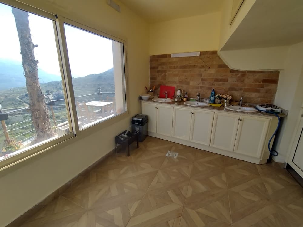 Maison de la Vallee Private Guest House Great View