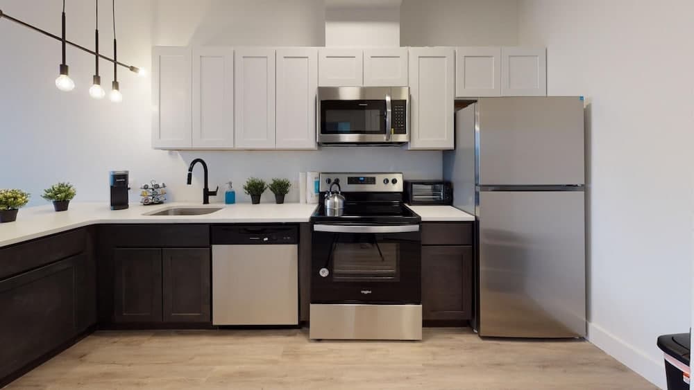 Luxury 1BR 30 Mins to Manhattan Evonify