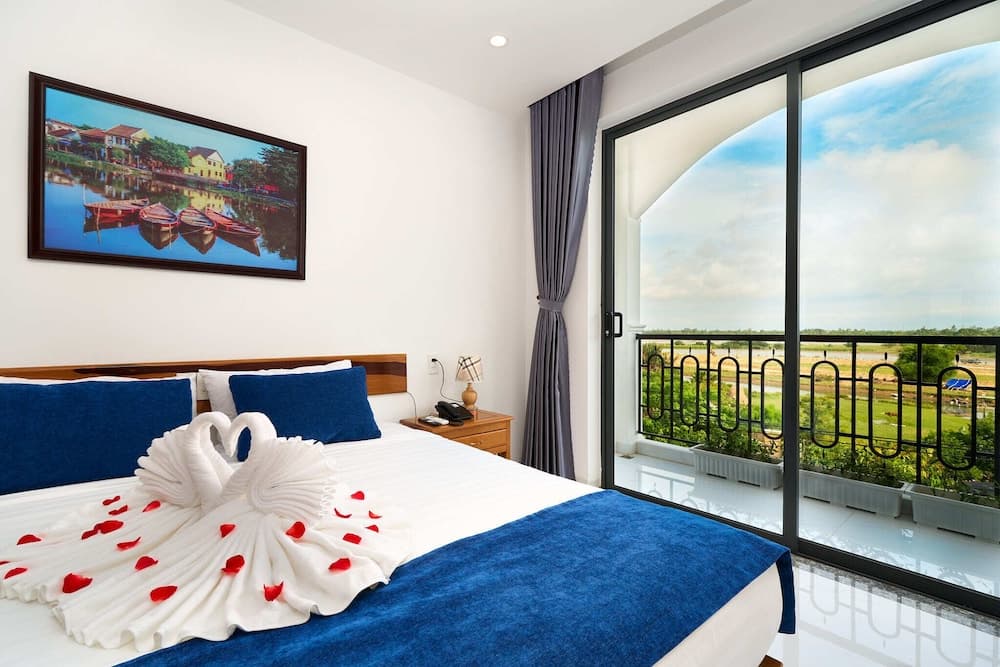 Legend Oasis Boutique Hoi An Hotel