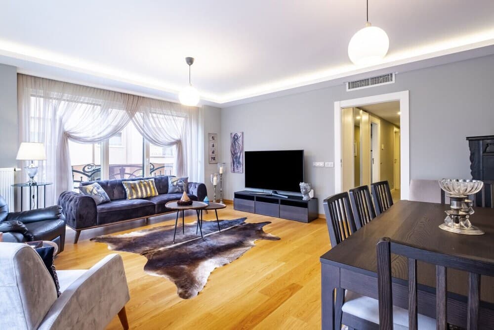 Sleek and Modern Flat Near Caddebostan Coast