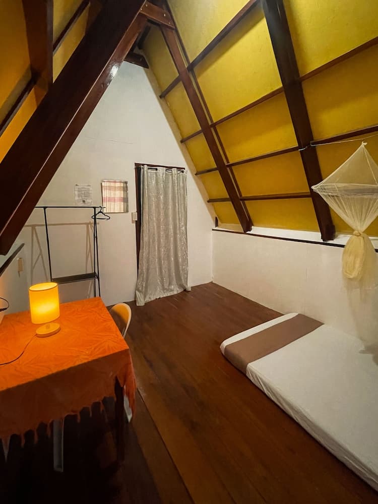 Flo Bed and Breakfast