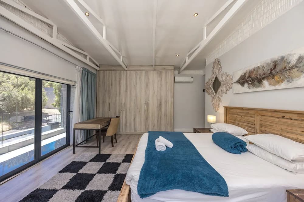 Bright and Homely 3 Bedroom Home in Newlands