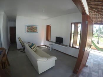 Casa Linda na Praia do Riacho com Churrasqueira