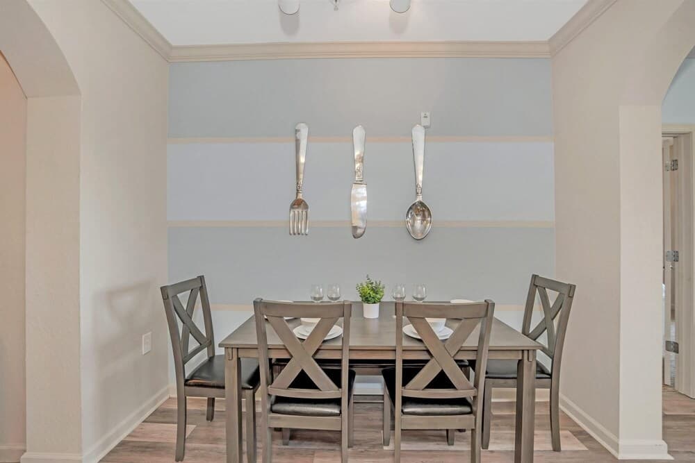 Spacious 3BR Condo w Pool Hot Tub Near Disney