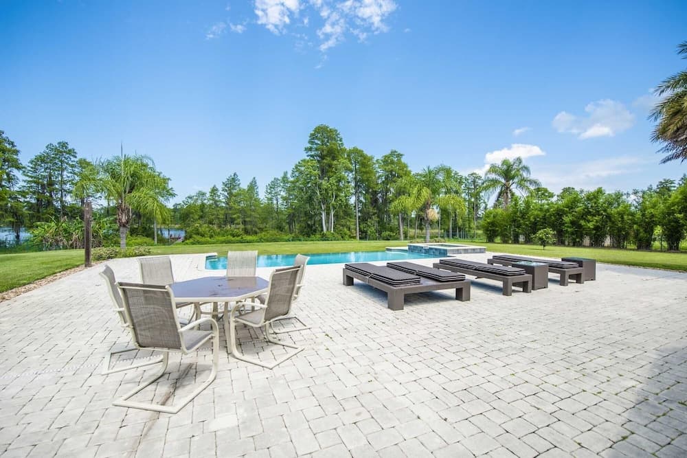 Swiss 105 - Lake Olsen