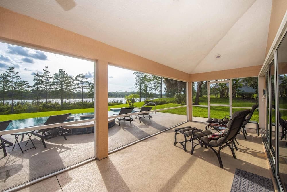 Swiss 101 - Lake Olsen